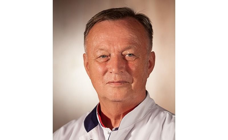 prof_Sokolov_Victor_Victorovich_29062019_MNIONI_EndoExpert.ru_800.jpg