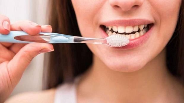 15 ежедневных привычек, которые вредят вашим зубам