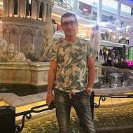 Владимир  Юрьевич  Игнатьев 